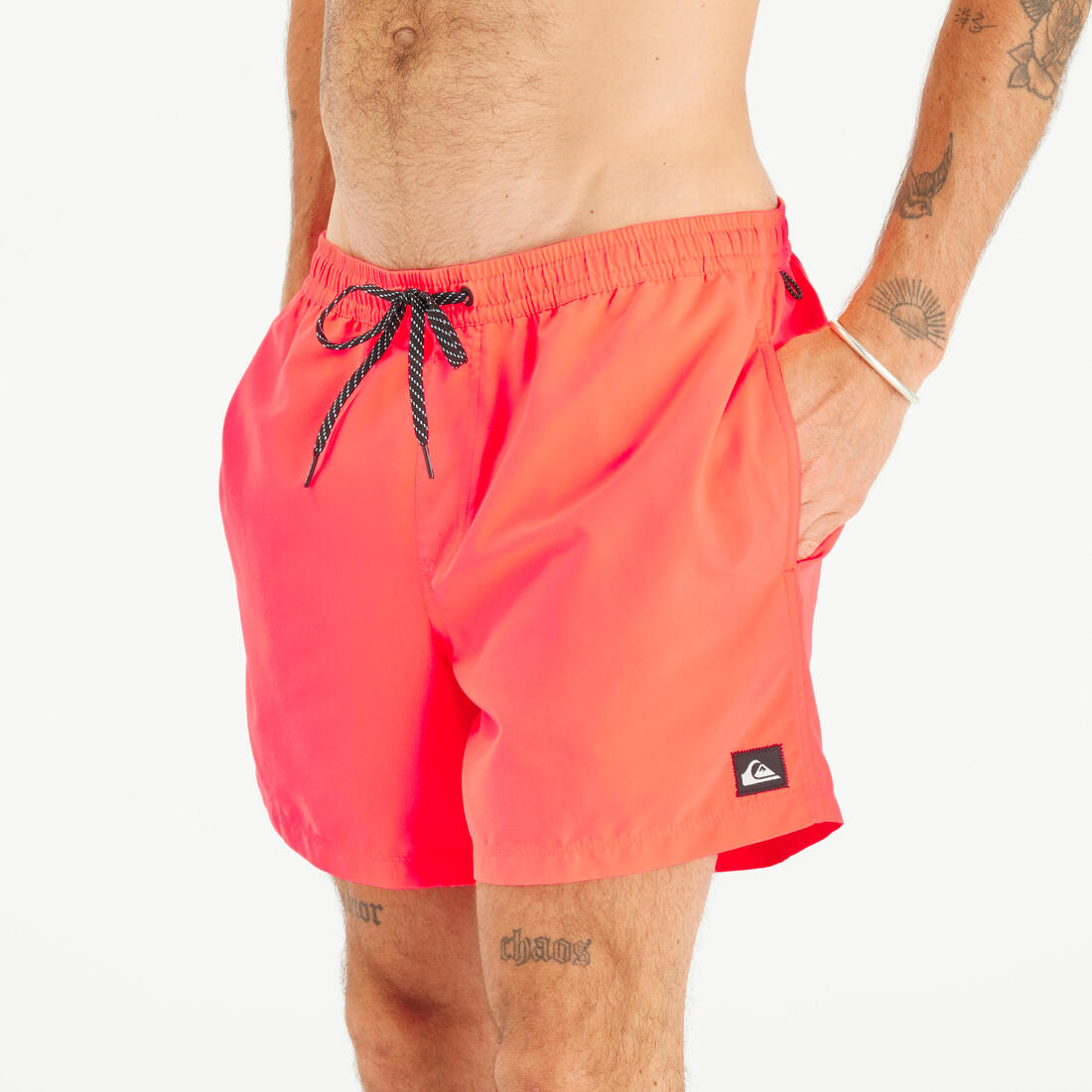 article en promo : Short de bain court homme - volley corail