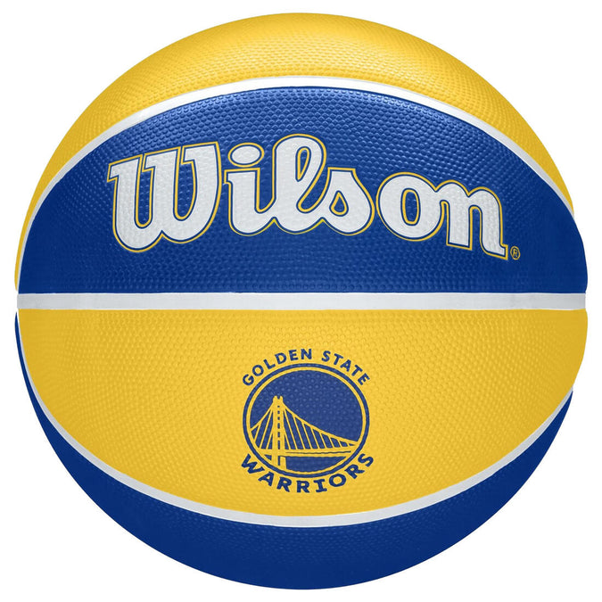 





Ballon de basketball NBA taille 7 - Wilson Team Tribute Warriors bleu jaune, photo 1 of 2